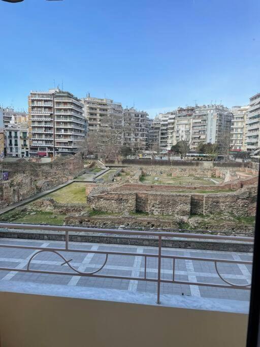 סלוניקי “The Elysian” City Center Apartment מראה חיצוני תמונה