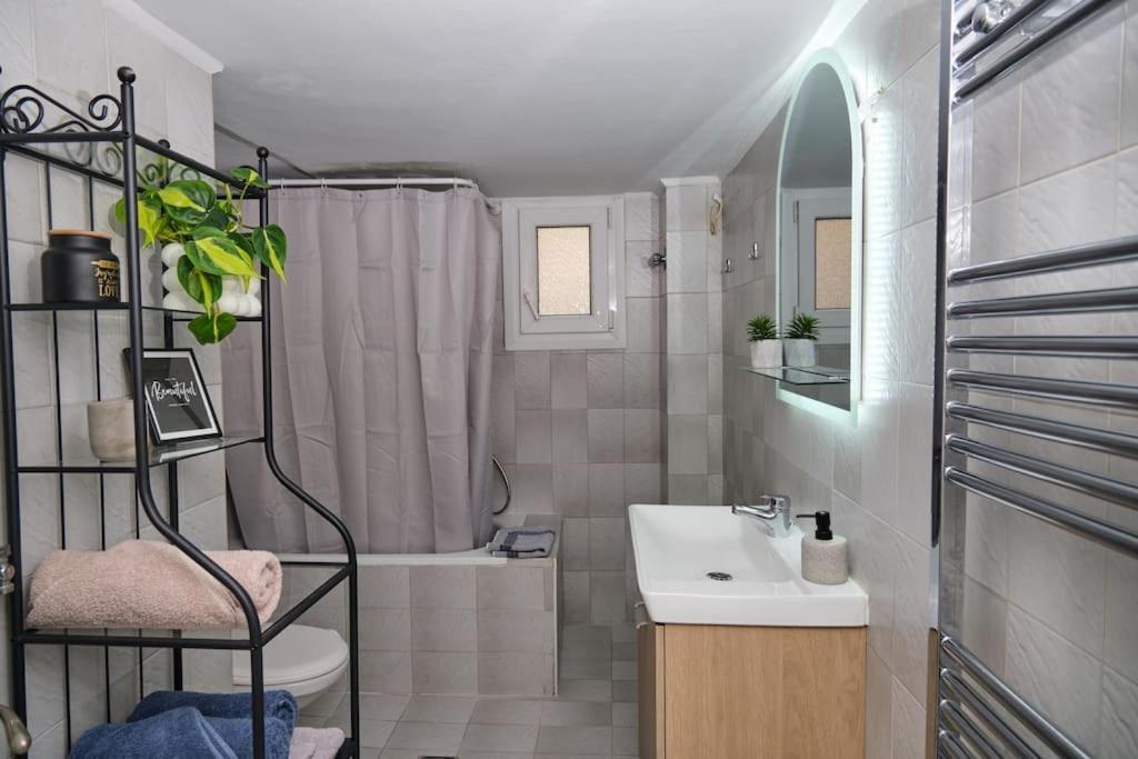סלוניקי “The Elysian” City Center Apartment מראה חיצוני תמונה